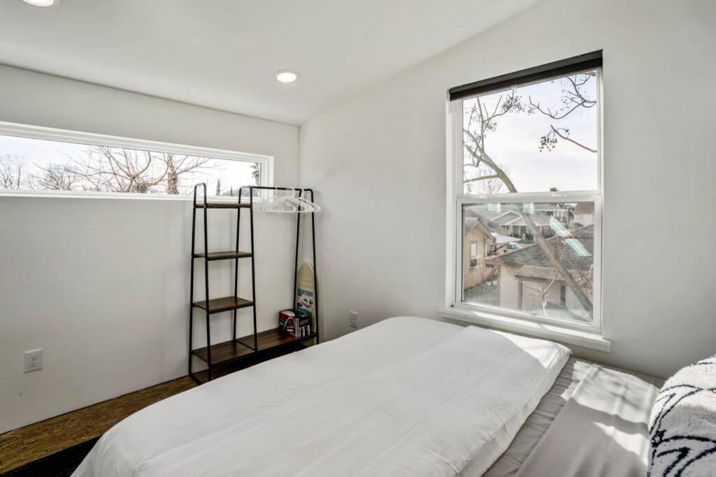 Quantum Tiny Loft At East End Revitalized Houston Bagian luar foto