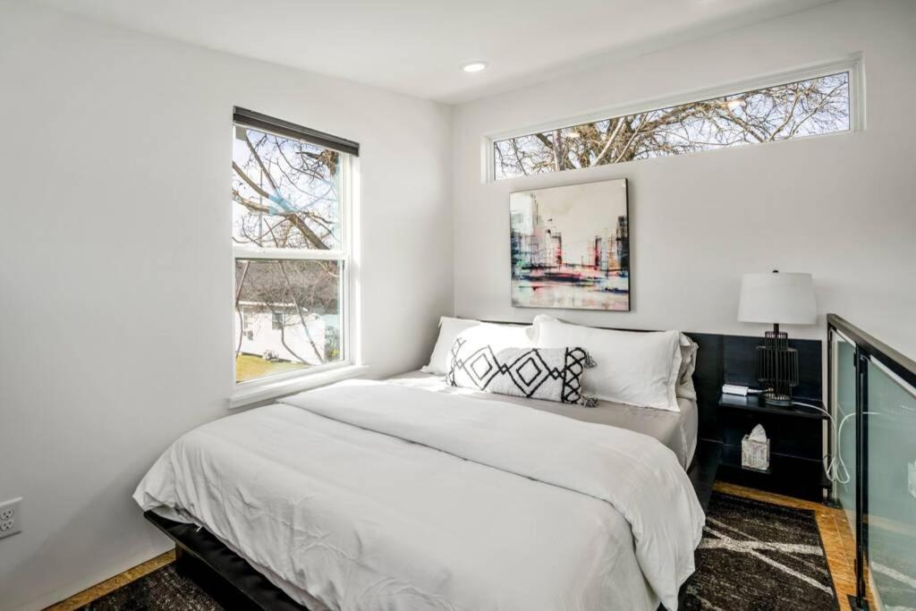 Quantum Tiny Loft At East End Revitalized Houston Bagian luar foto